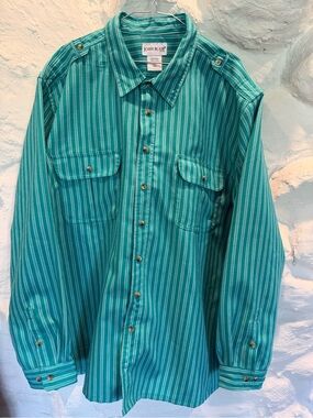 Vintage John Blair Men’s 3XL Long Sleeved Button Shirt. Casual, front pockets.